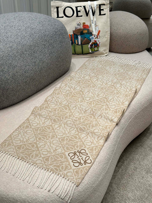 신조 / 로에베 스카프