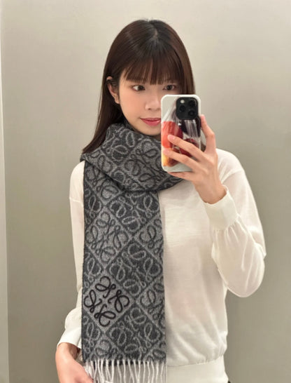 신조 / 로에베 스카프