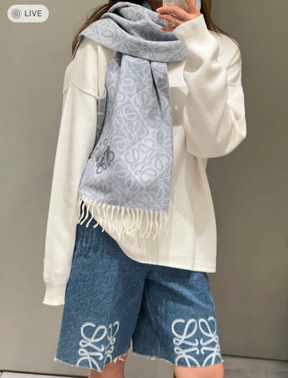 신조 / 로에베 스카프