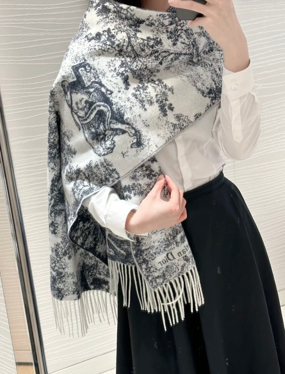 신조 / 디올 스카프