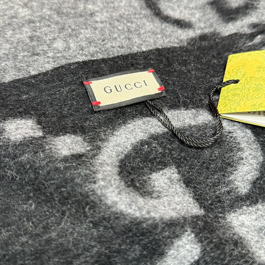 신조 / 구찌 스카프