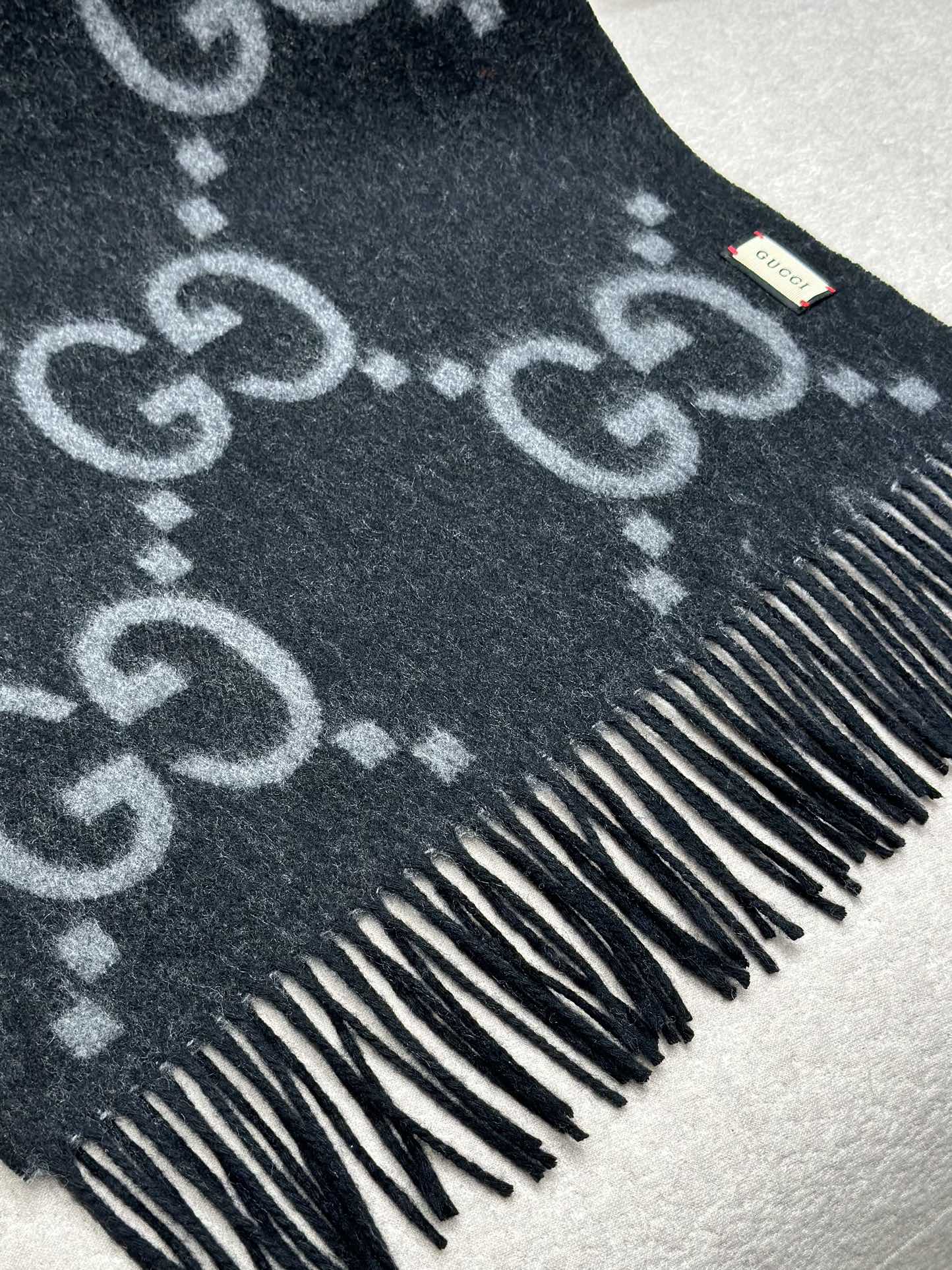 신조 / 구찌 스카프