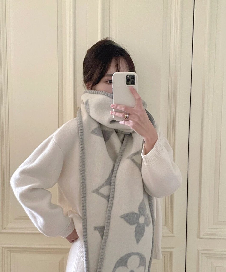 신조 / 펜디 스카프