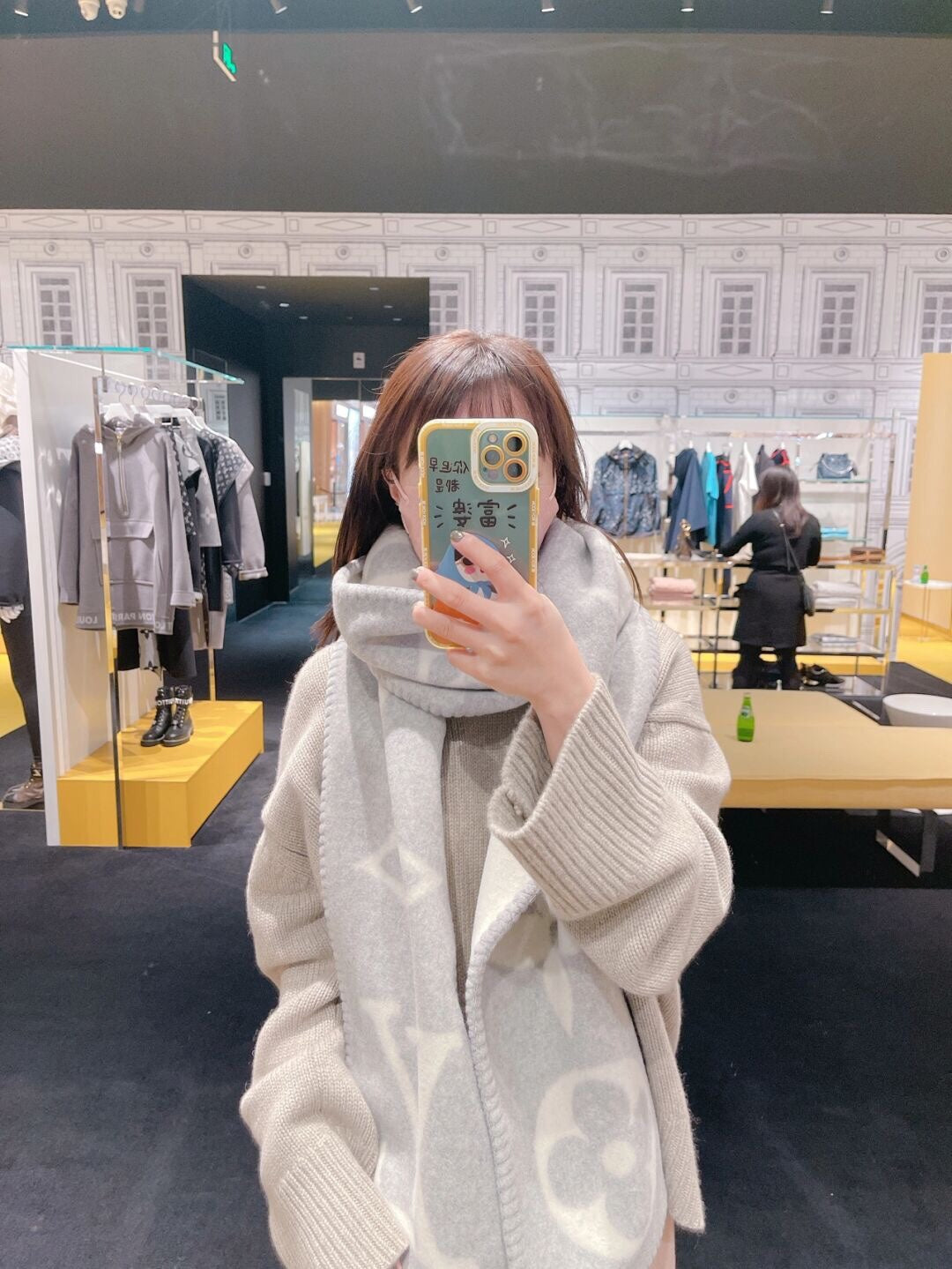 신조 / 펜디 스카프