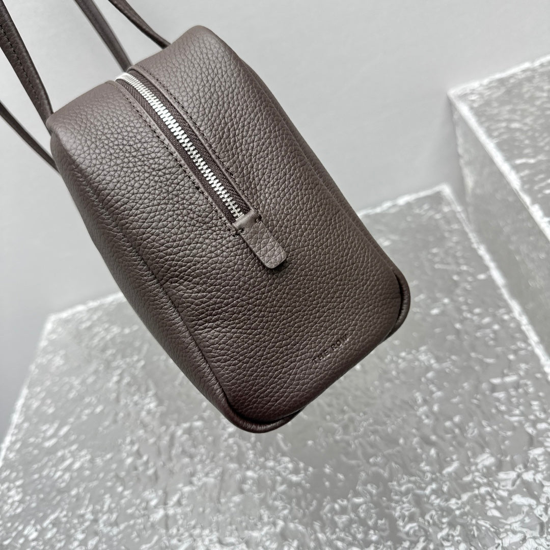 카타 / 더로우 겨드랑이