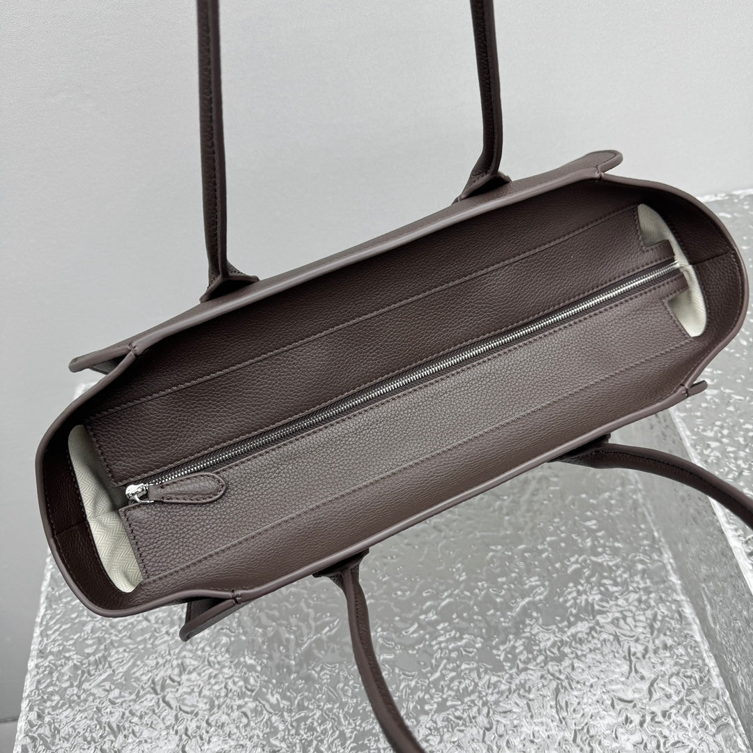 카타 / 더로우 입체 토트 가방