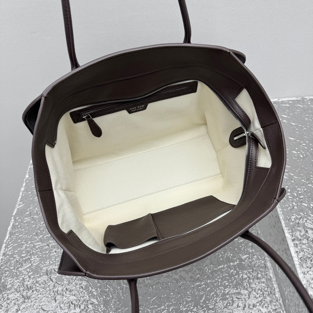 카타 / 더로우 입체 토트 가방