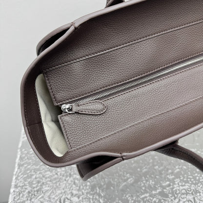 카타 / 더로우 입체 토트 가방