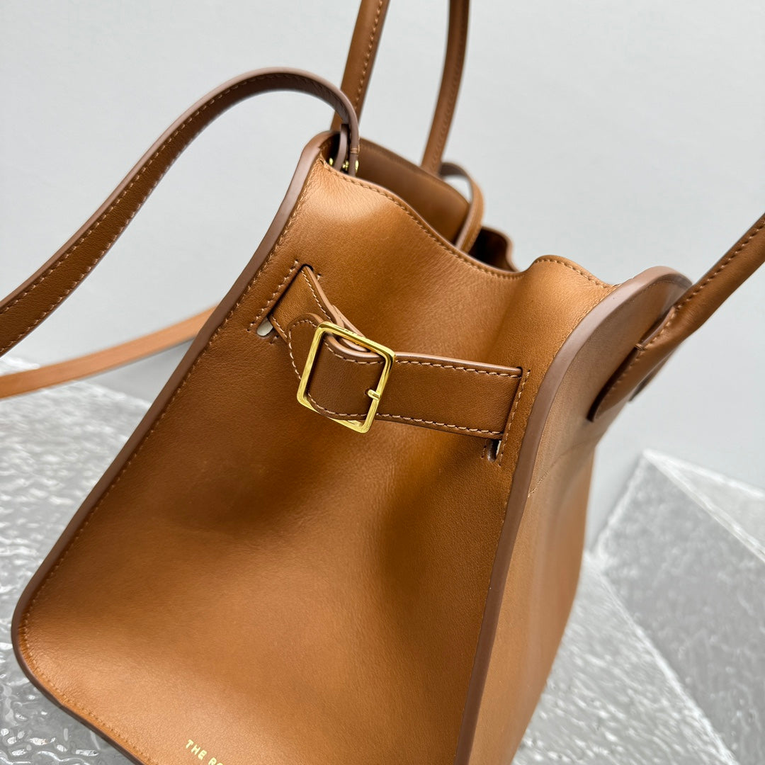 카타 / 더로우 안장 가죽 갈색 가방