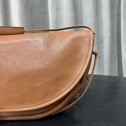 카타 / 셀린느 구불구불한 달 가방