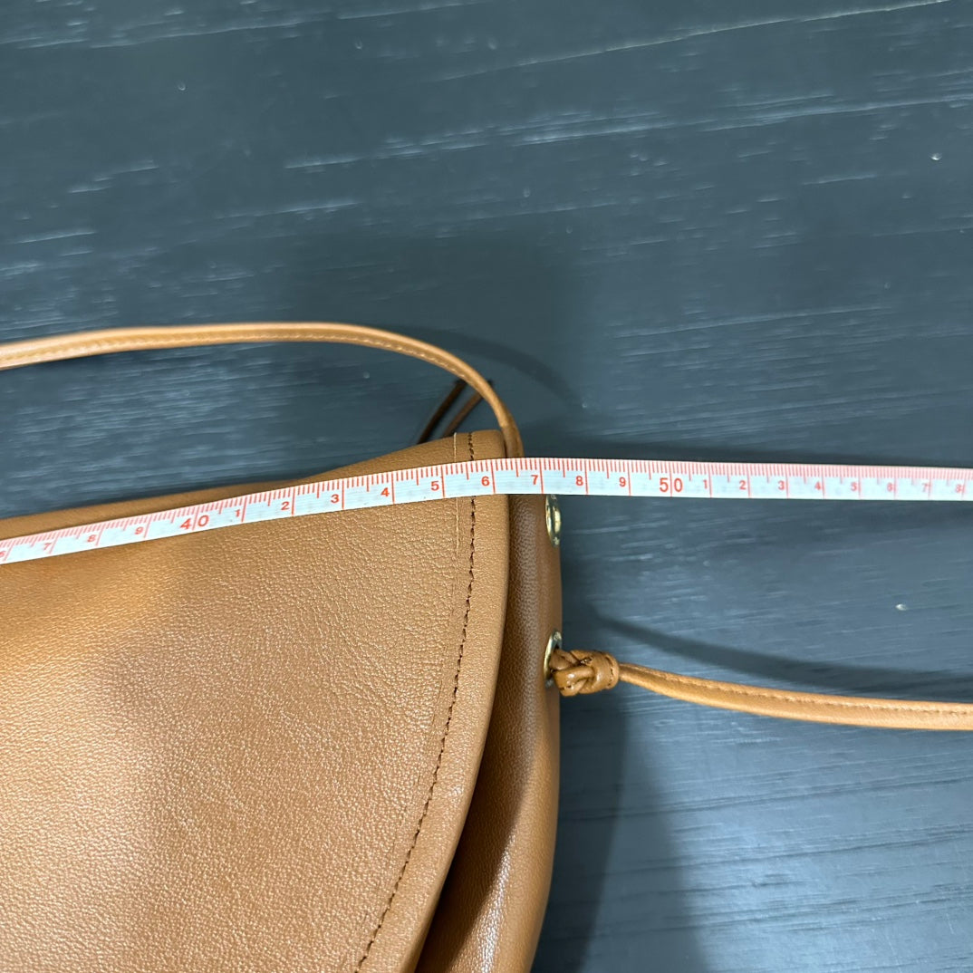 카타 / 셀린느 구불구불한 달 가방