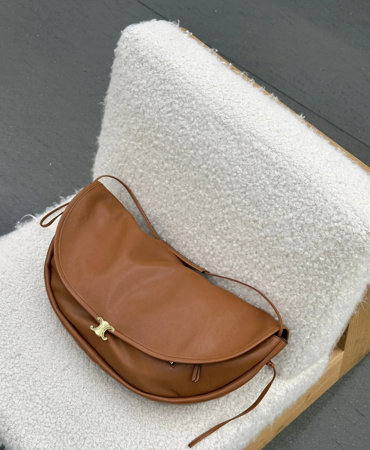 카타 / 셀린느 구불구불한 달 가방