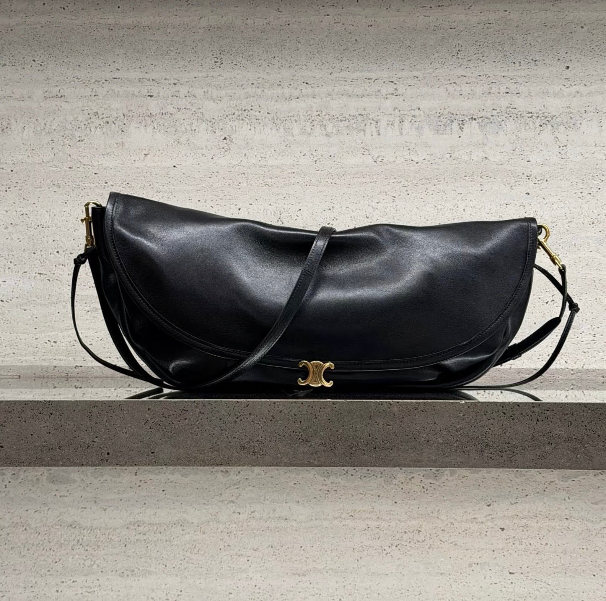 카타 / 셀린느 구불구불한 달 가방