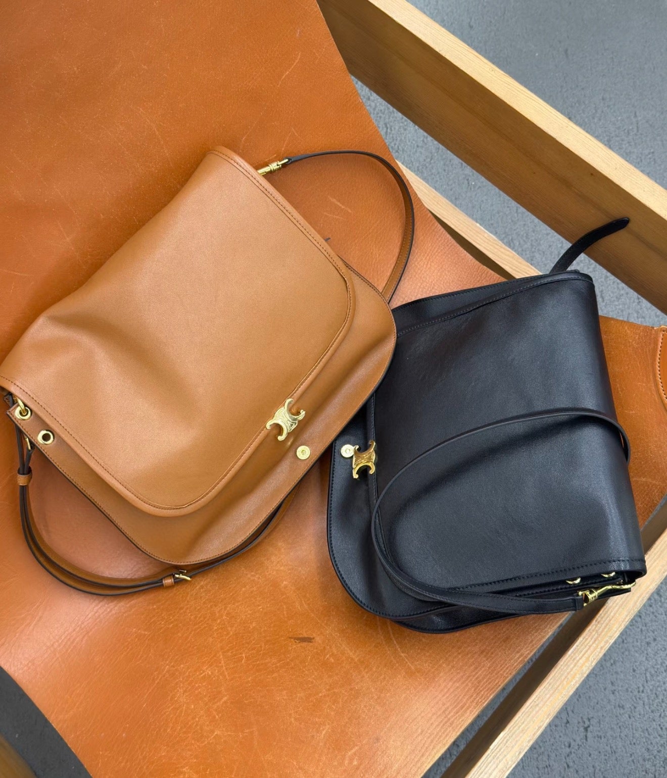 카타 / 셀린느 크로스백