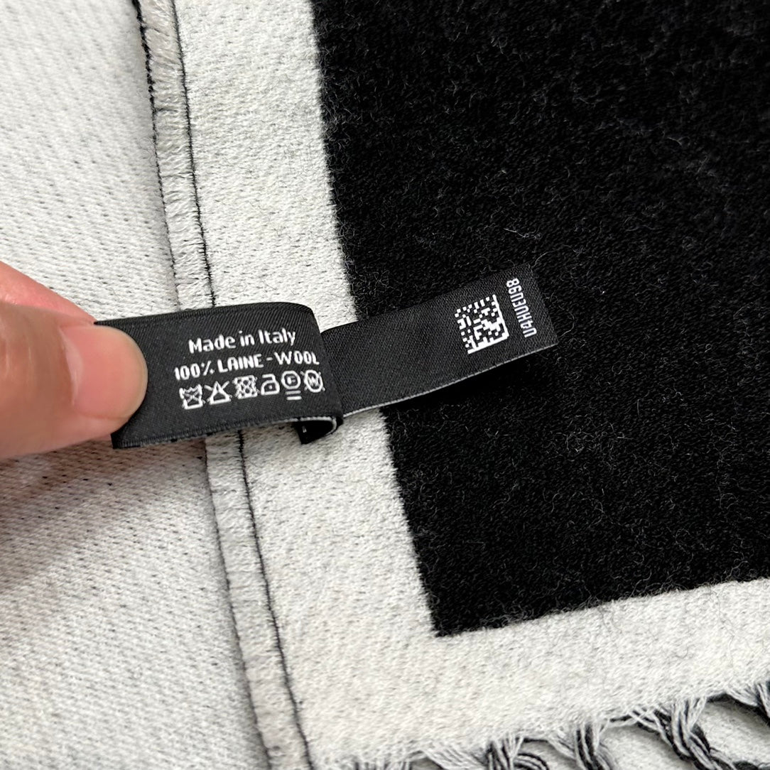 신조 / 샤넬 스카프