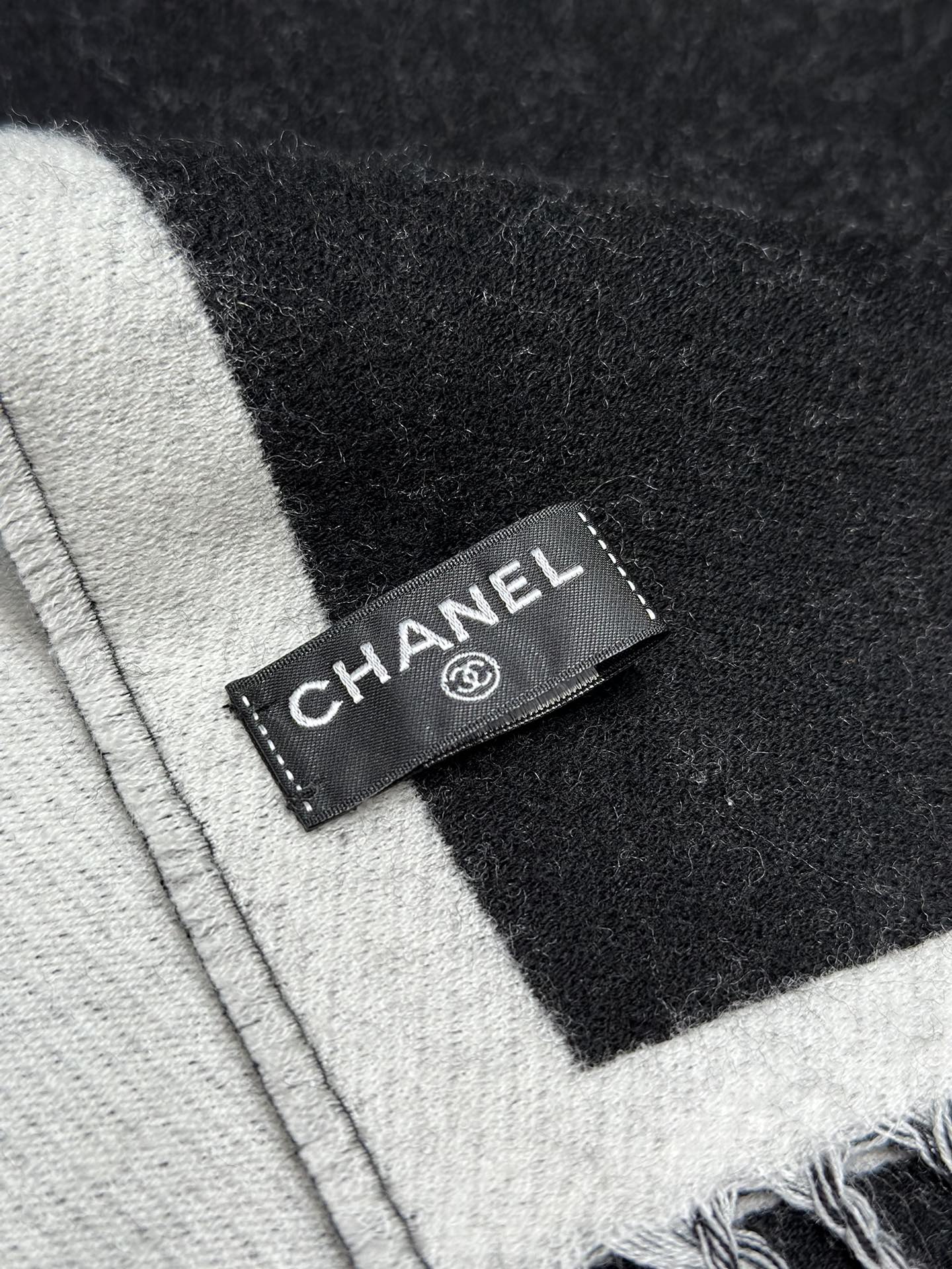 신조 / 샤넬 스카프