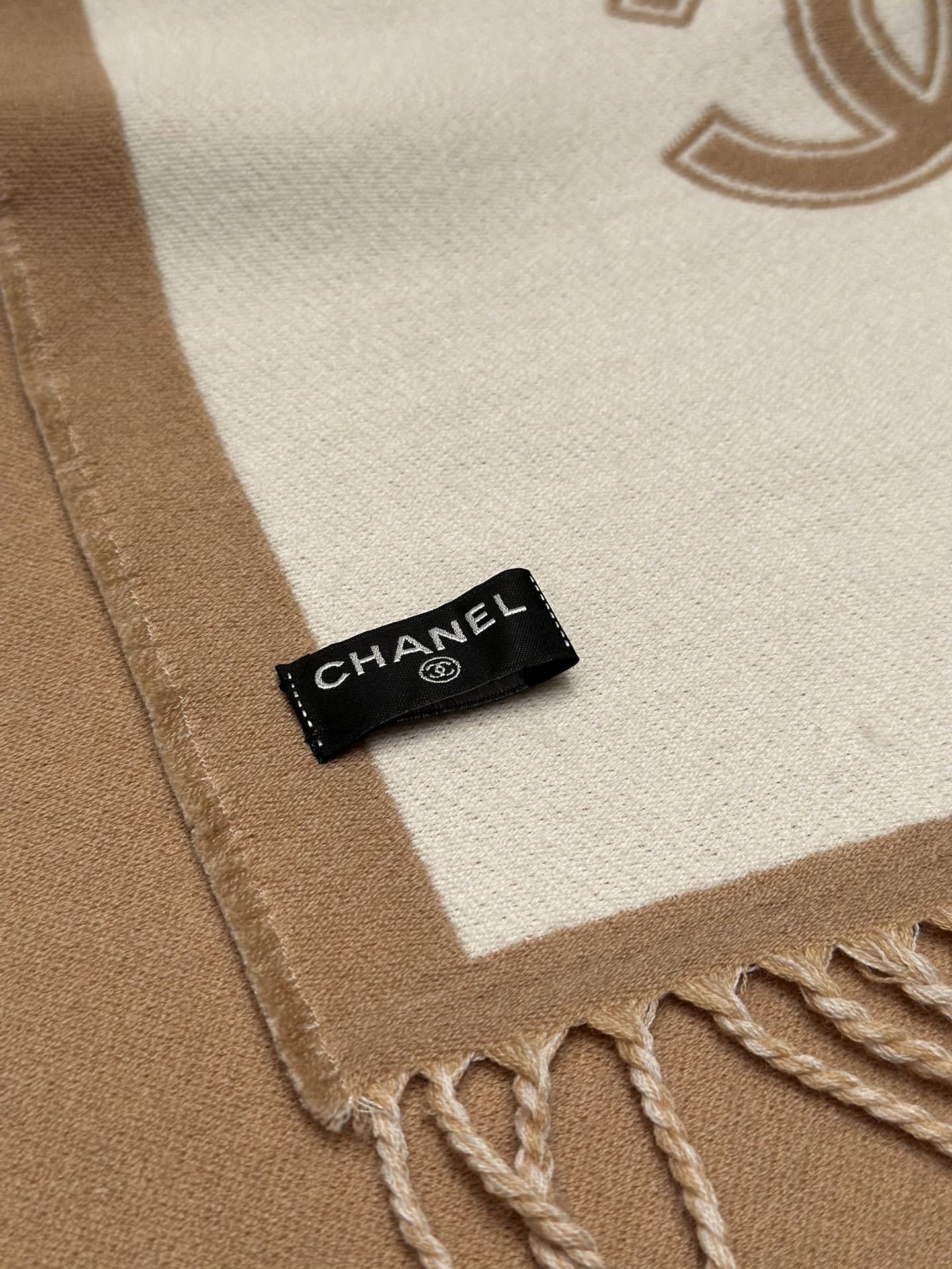 신조 / 샤넬 스카프