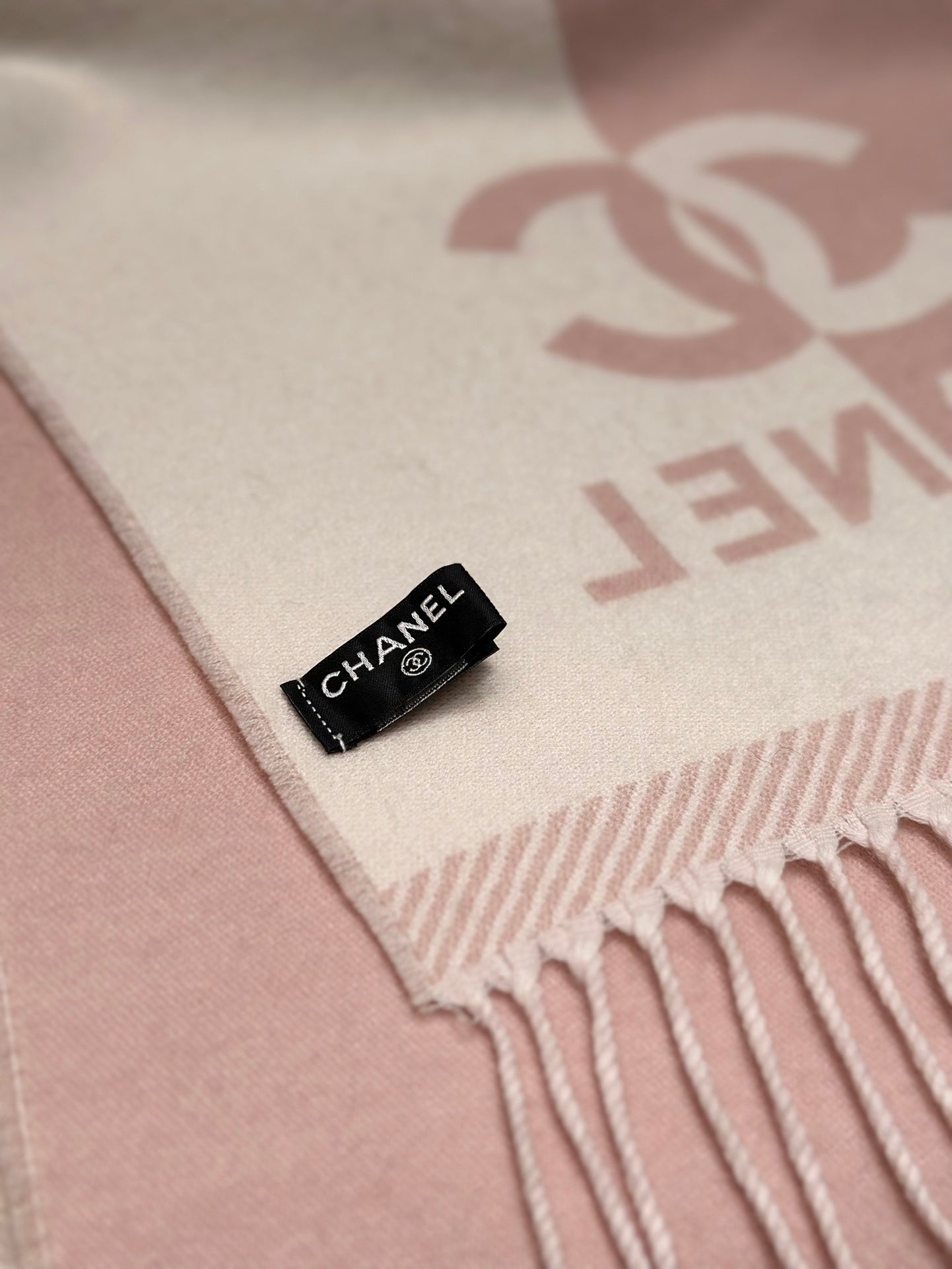 신조 / 샤넬 스카프