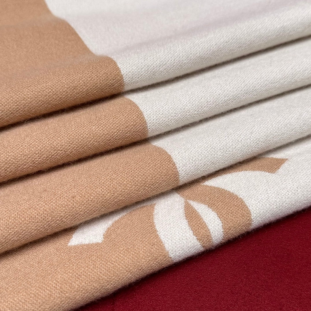 신조 / 샤넬 스카프