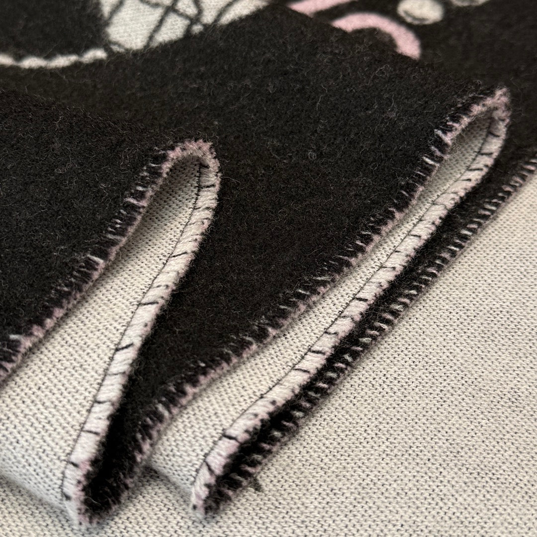 신조 / 샤넬 스카프