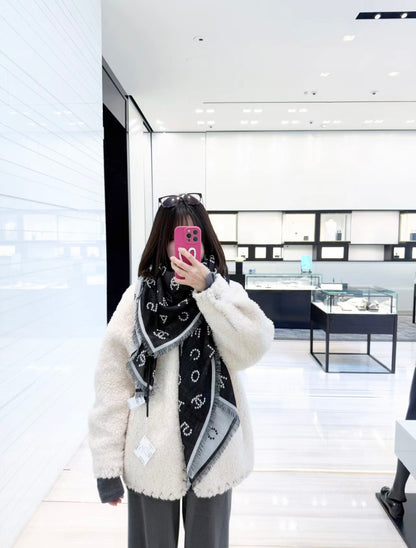 신조 / 샤넬 스카프