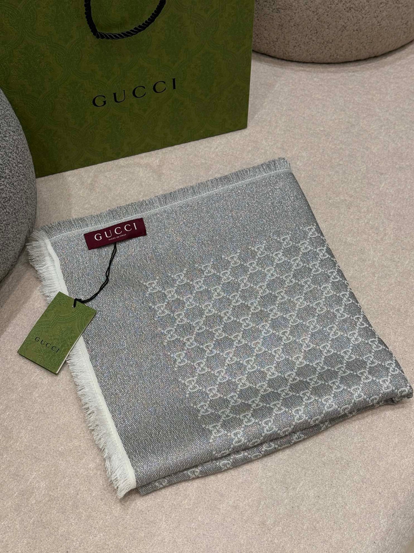 신조 / 구찌 스카프