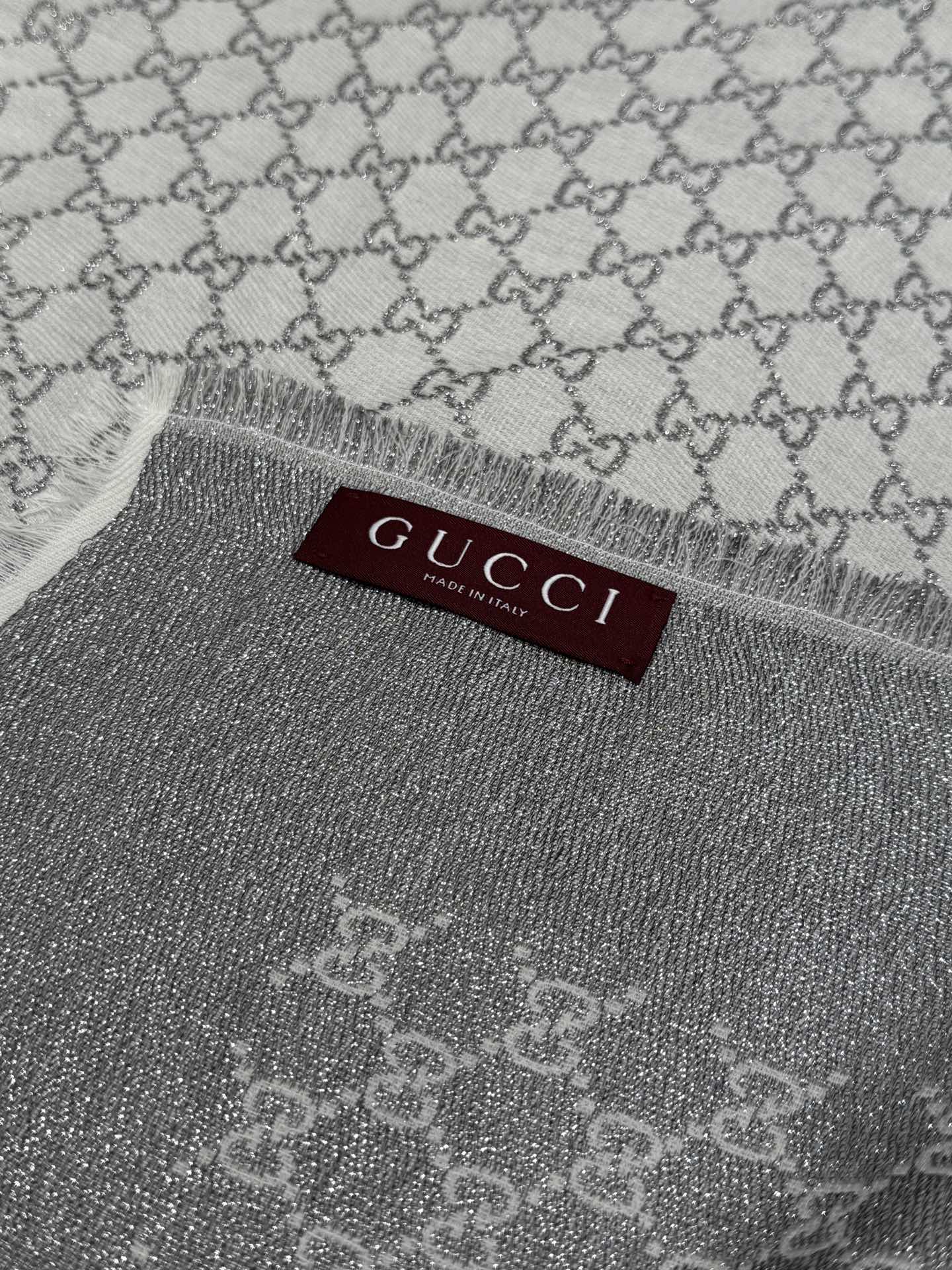 신조 / 구찌 스카프