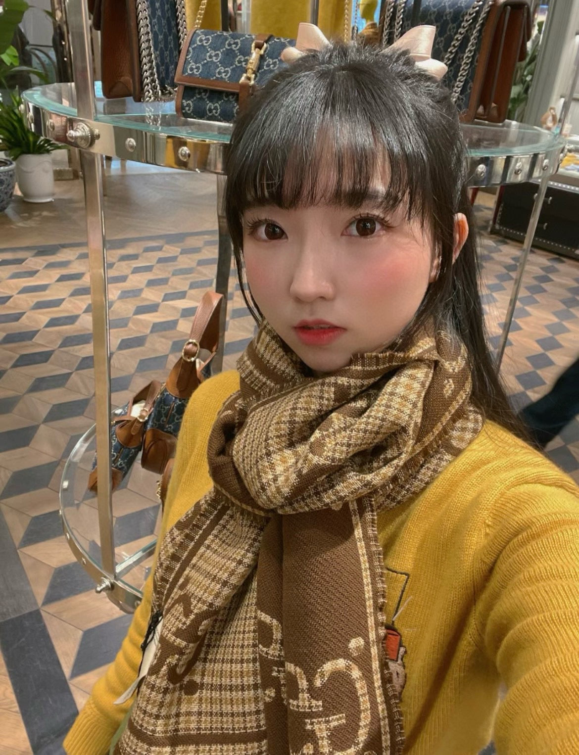 신조 / 구찌 스카프