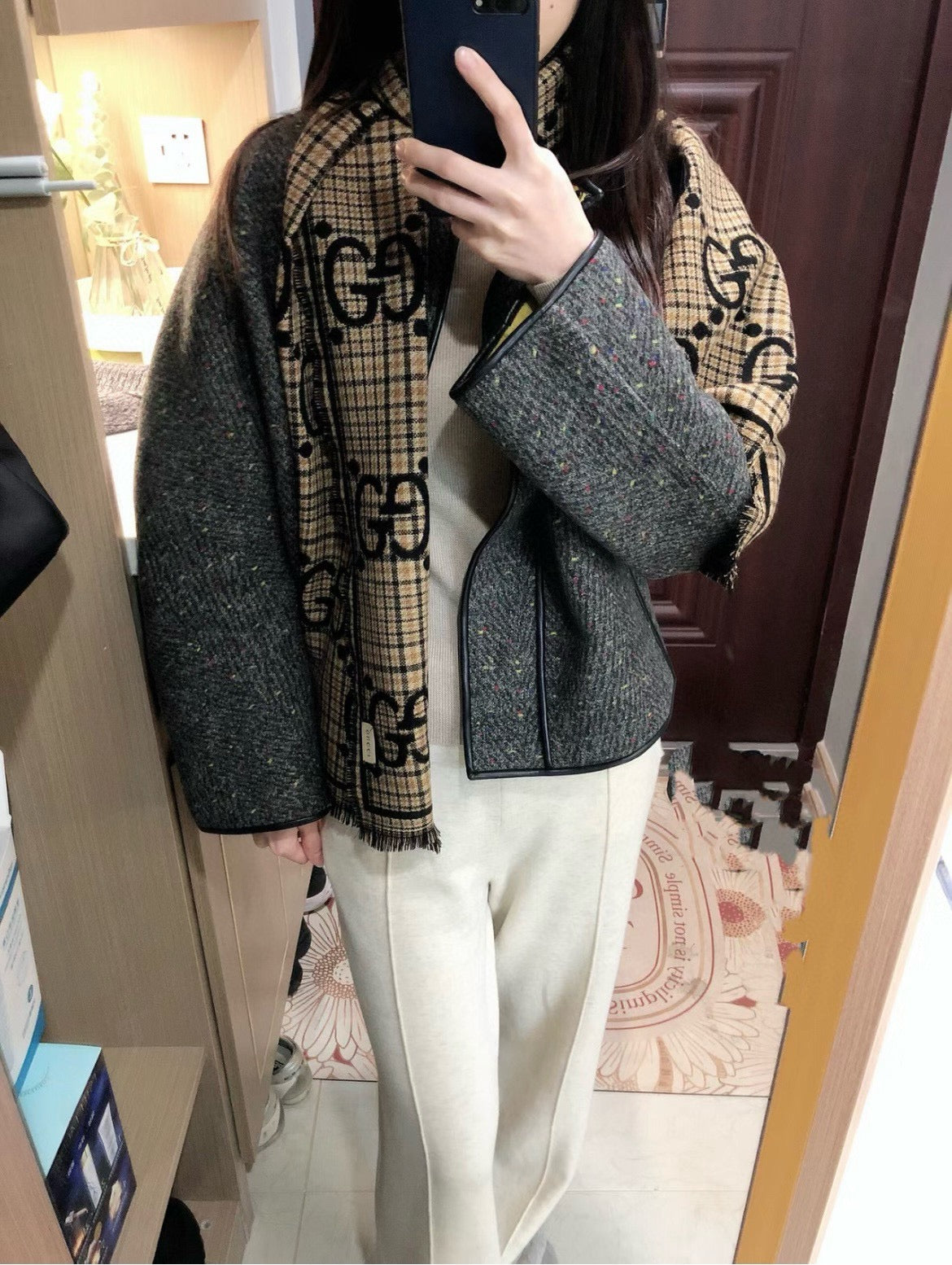 신조 / 구찌 스카프