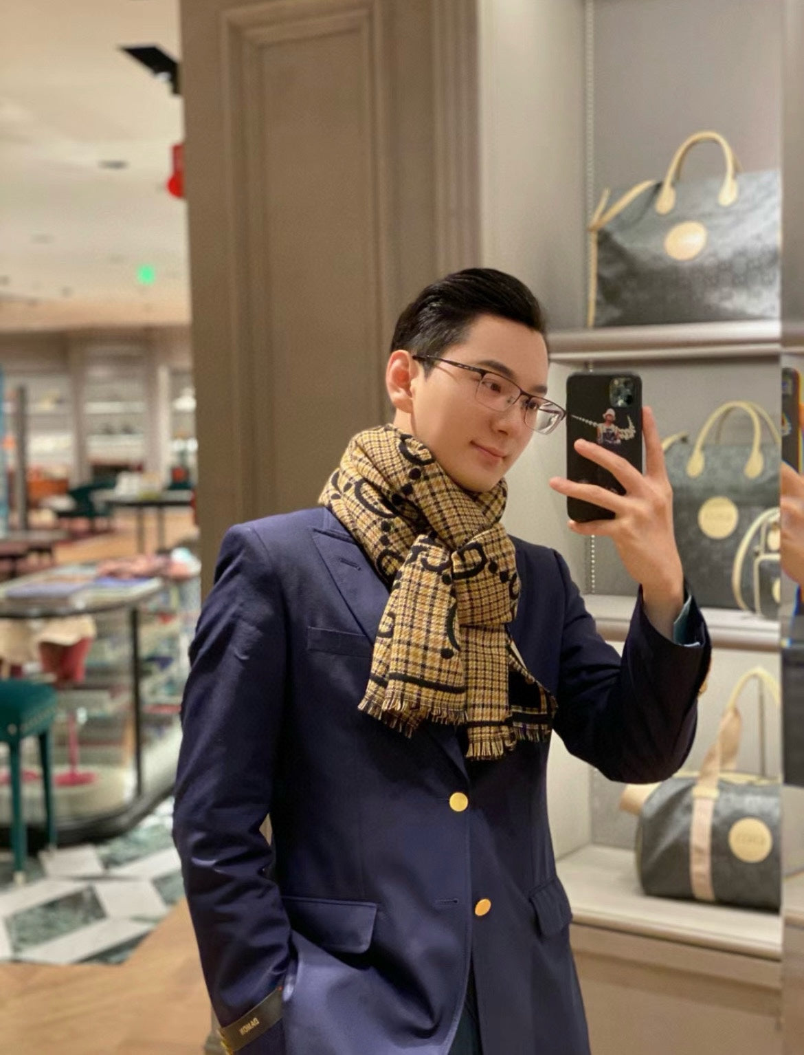 신조 / 구찌 스카프