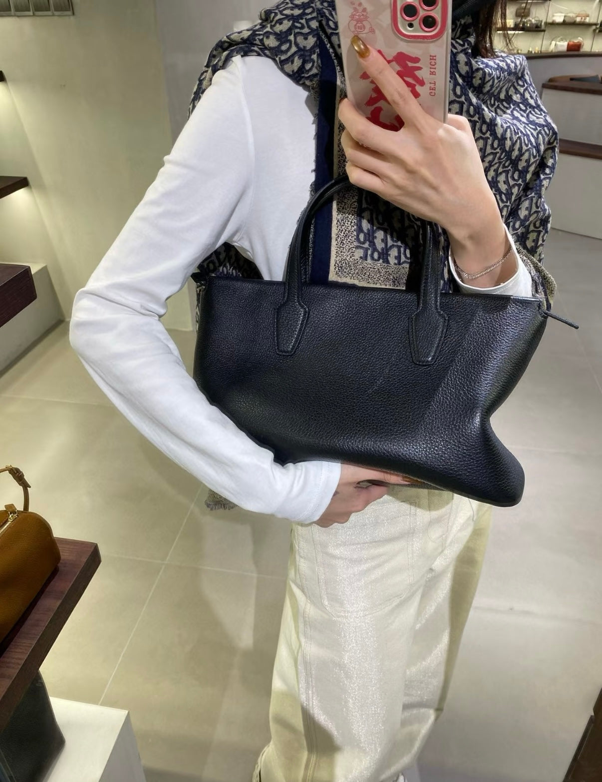 카타 / 더로우 핸드백