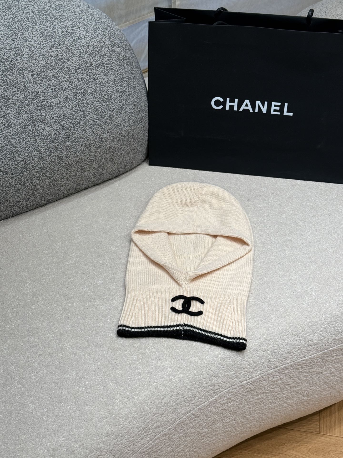 신조 / 샤넬 모자