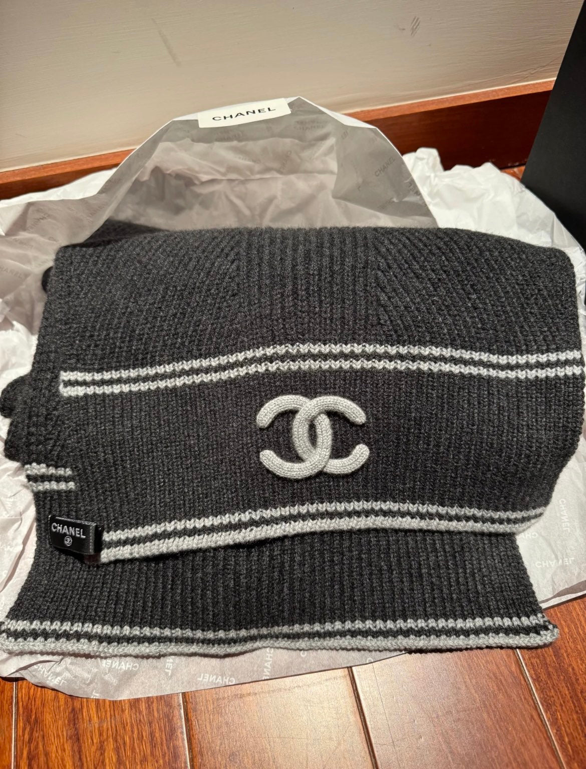 신조 / 샤넬 스카프