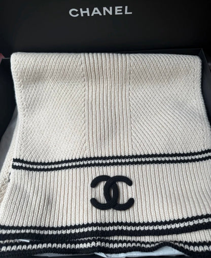 신조 / 샤넬 스카프