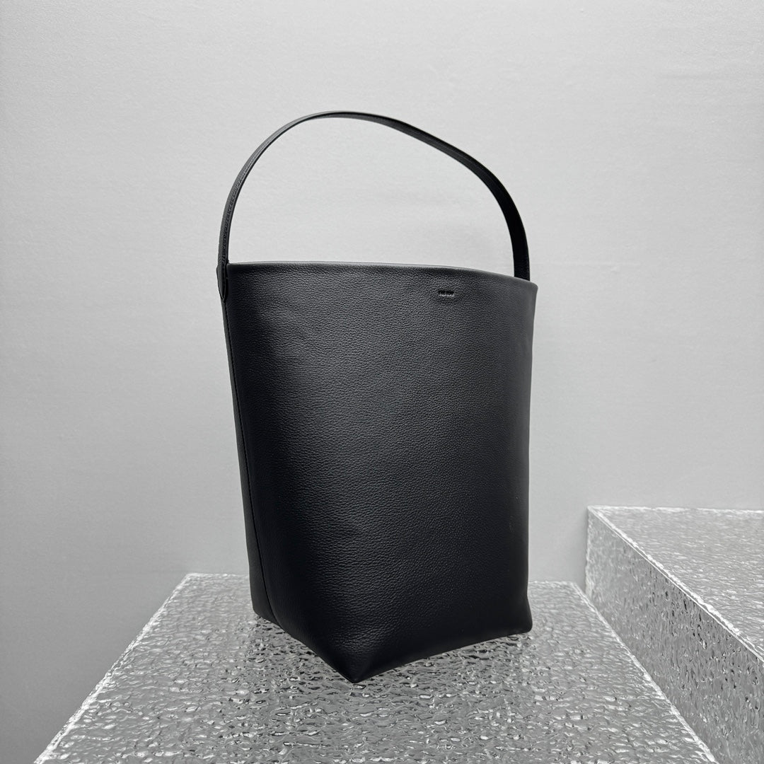 카타 / 더로우 핸드백