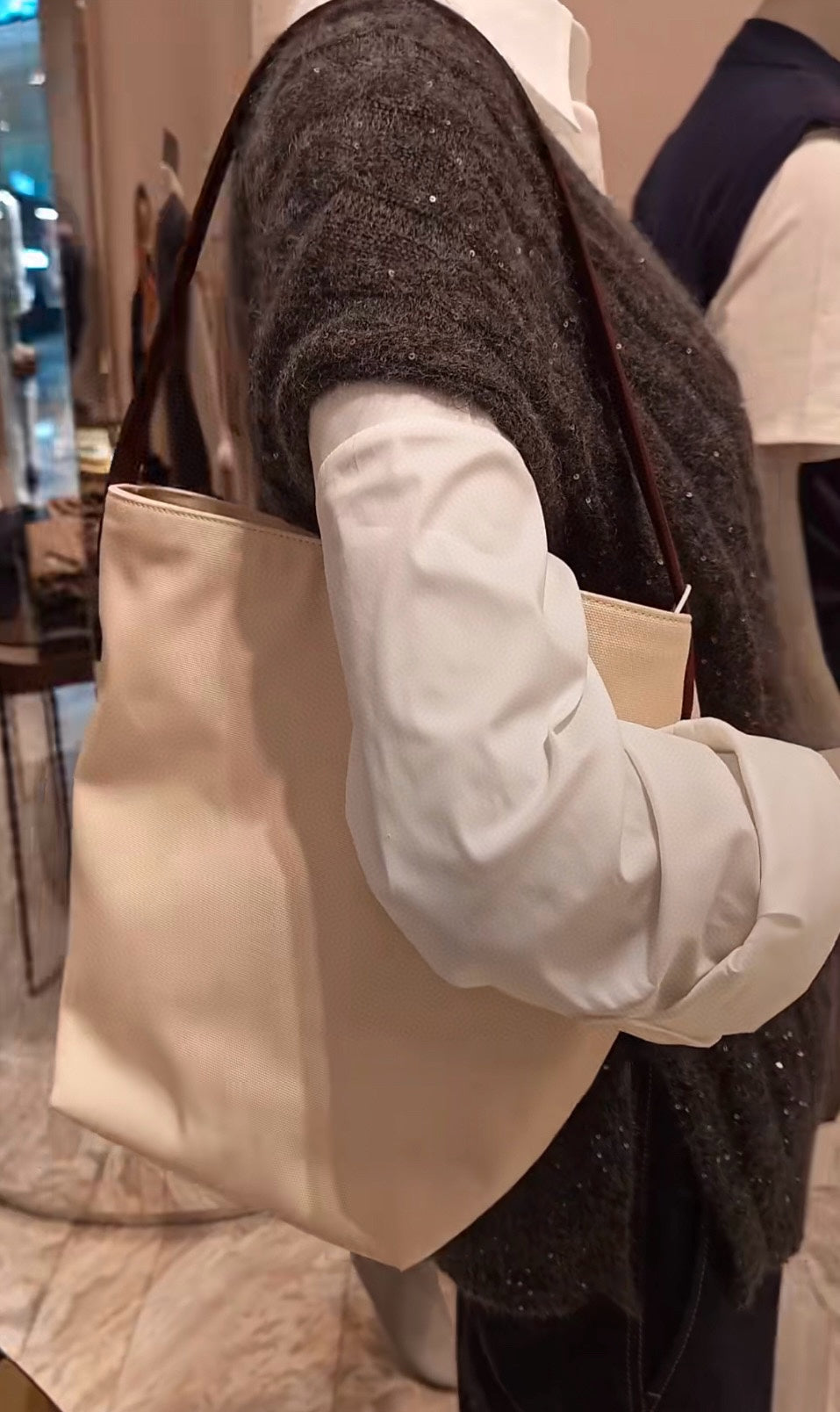 카타 / 더로우 캔버스 물통 가방