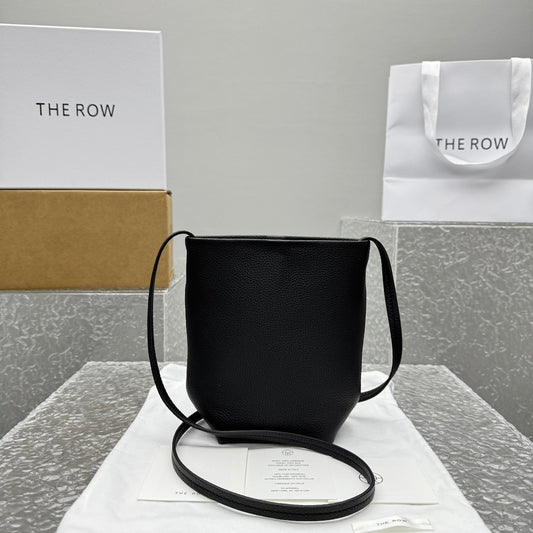 카타 / 더로우 크로스 버킷백