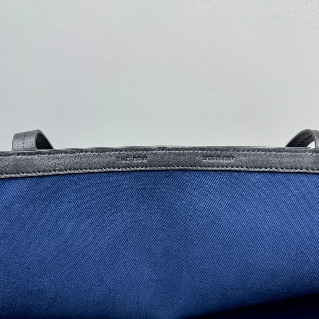 카타 / 더로우 숄더 토트백