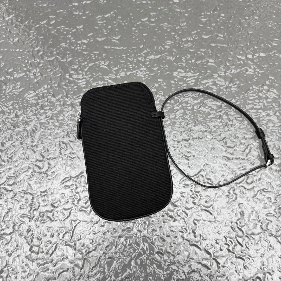 카타 / 더로우 숄더 토트백