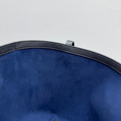 카타 / 더로우 숄더 토트백