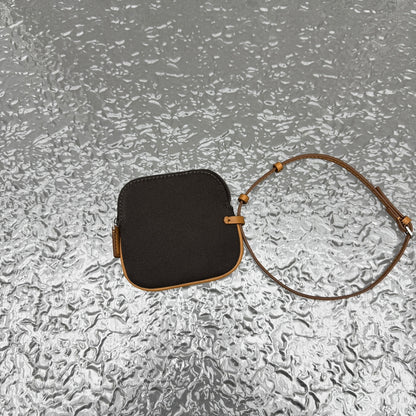 카타 / 더로우 숄더 토트백