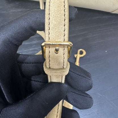 카타 / 셀린느 웃는 얼굴