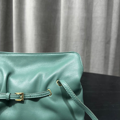 카타 / 프라다 구름 가방