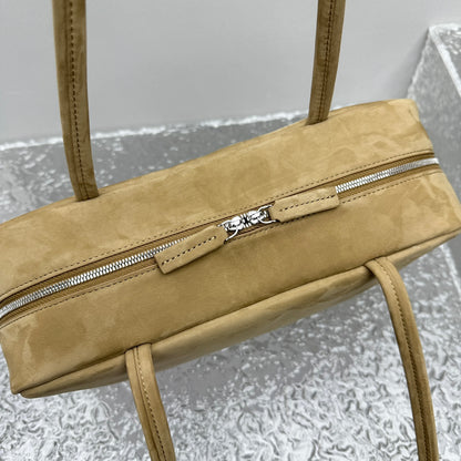 카타 / 더로우 겨드랑이