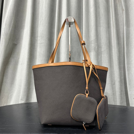 카타 / 더로우 숄더 토트백