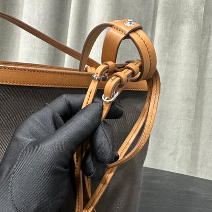 카타 / 더로우 숄더 토트백