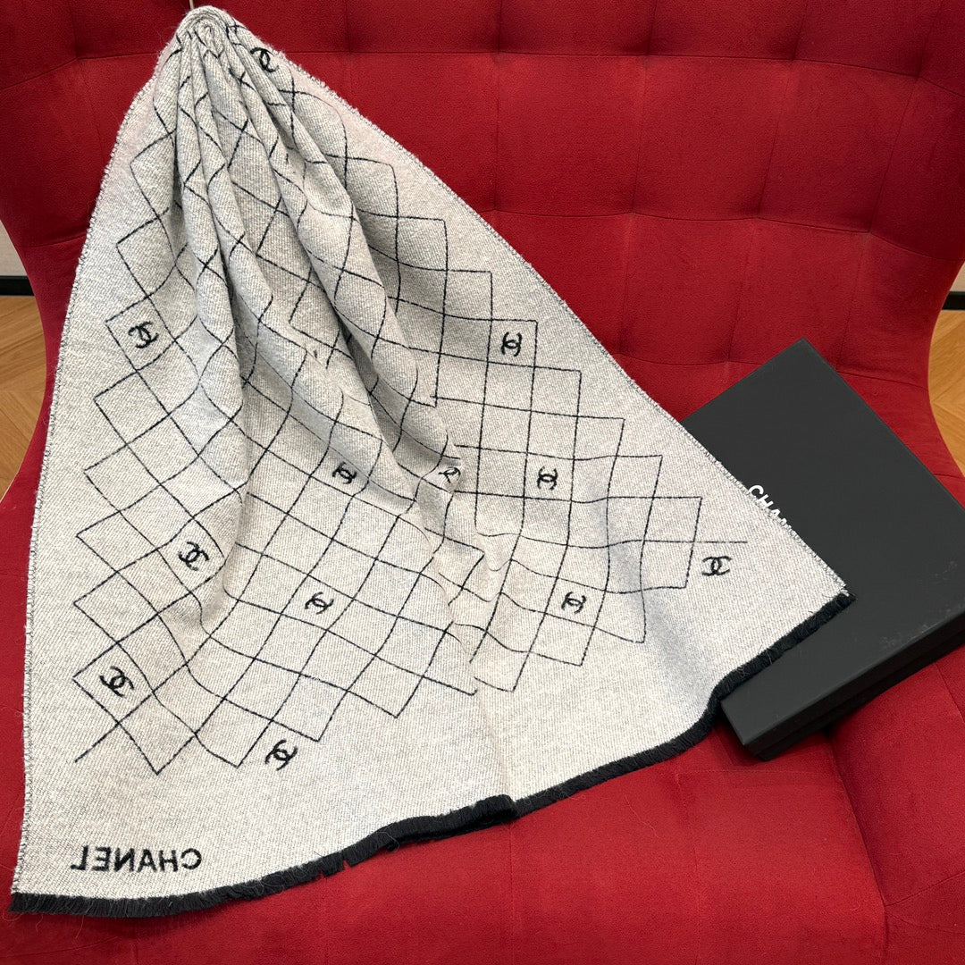 신조 / 샤넬 스카프