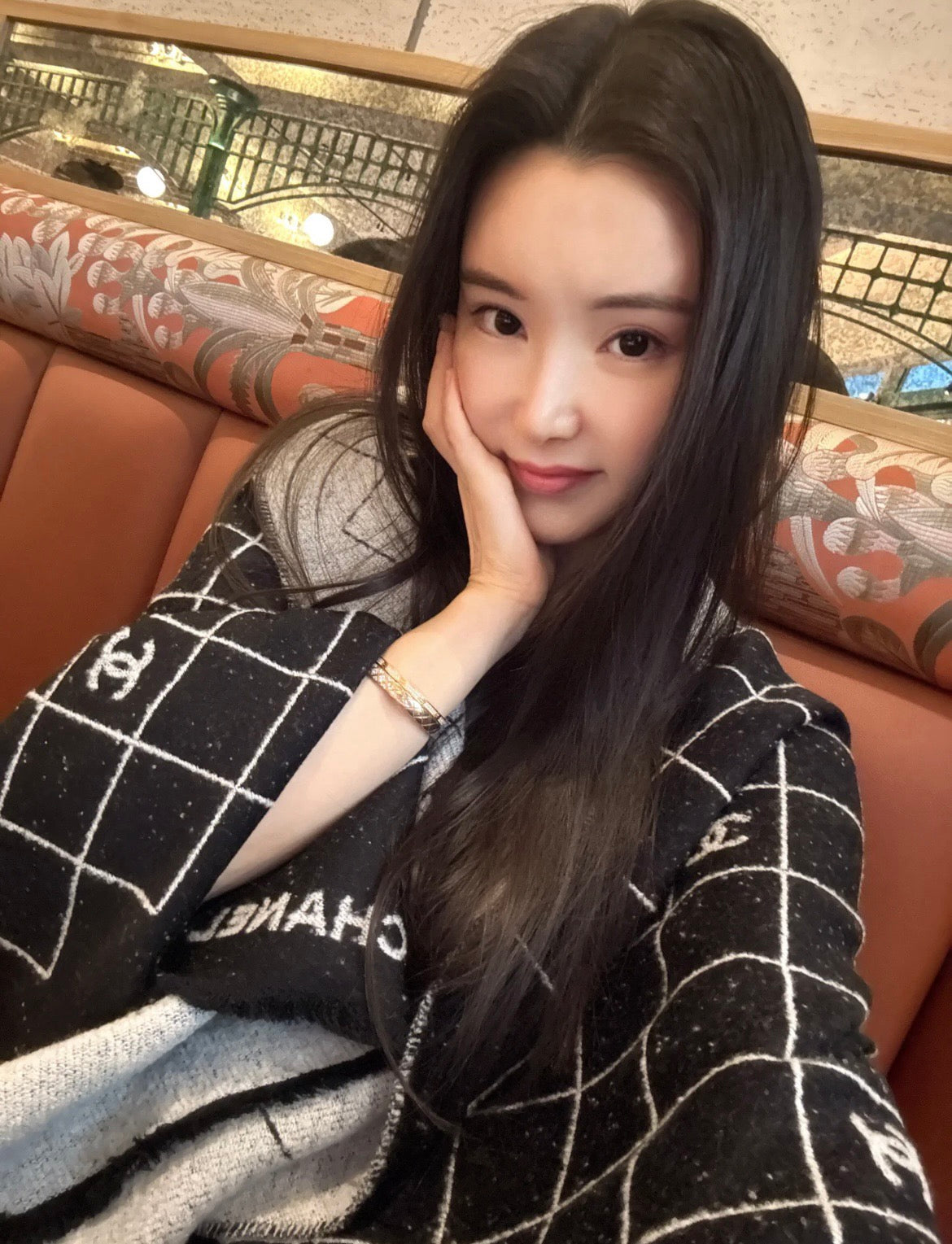 신조 / 샤넬 스카프