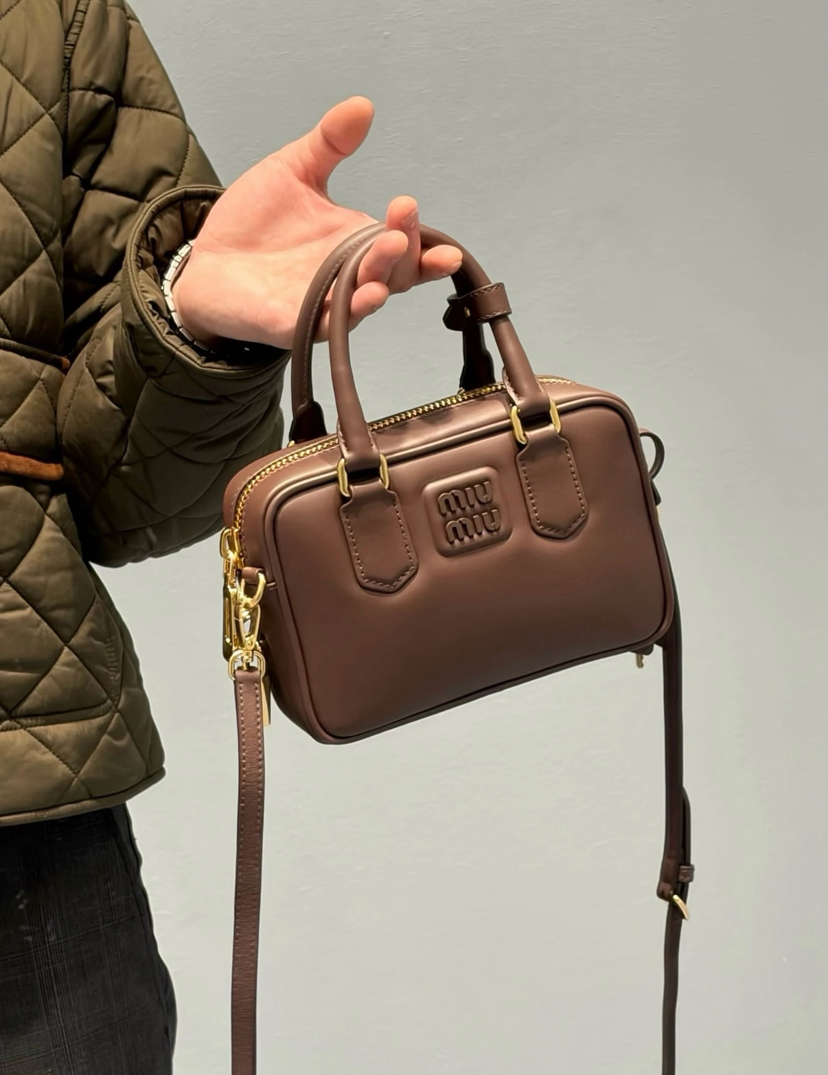 카타 / 더로우 핸드백