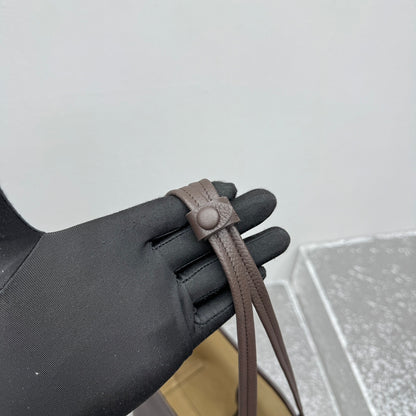 카타 / 더로우 핸드백